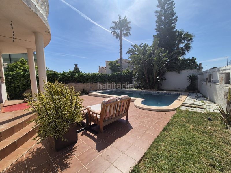 Foto bb45b63d-9eb4-4915-a218-5a5a87b9e1b8. Xalet amb calefacció aparcament piscina a Roda de Barà