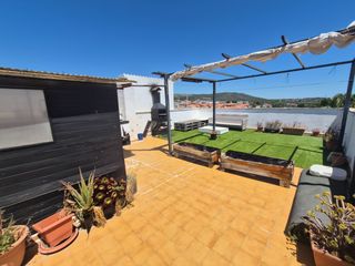 Appartamento in Roda de Barà. Piso en el centro del pueblo con gran solarium.