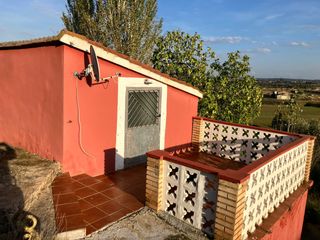 Landgut in Calle monjas 17. Finca rústica con casita
