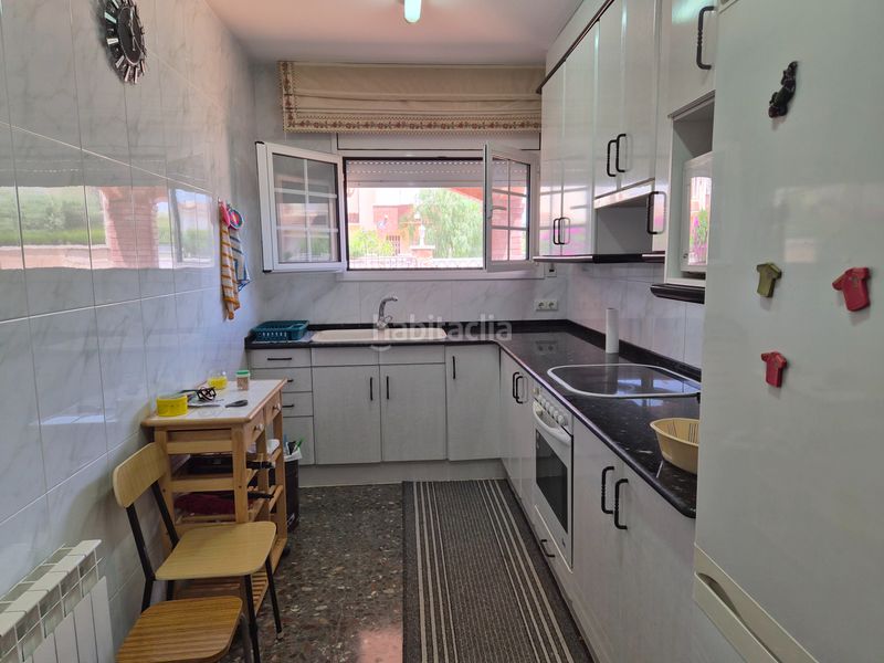 Foto 518f3098-9a2d-4adc-a887-f66dd1092a50. Chalet with fireplace heating parking in Creixell