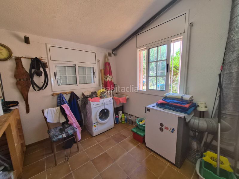 Foto a8d8af9e-1464-4871-9735-1722e43a1739. Chalet with fireplace heating parking in Creixell