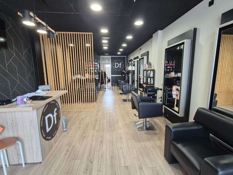 Foto aa9cda85-1acc-420b-8594-9c3d23f97220. Local comercial a Roda de Barà