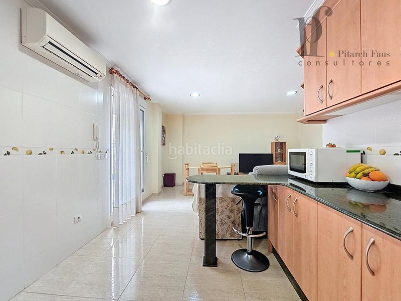 Foto a24768cf-b878-4b3e-91ea-127afc912a88. Casa amb aparcament a Benissanó