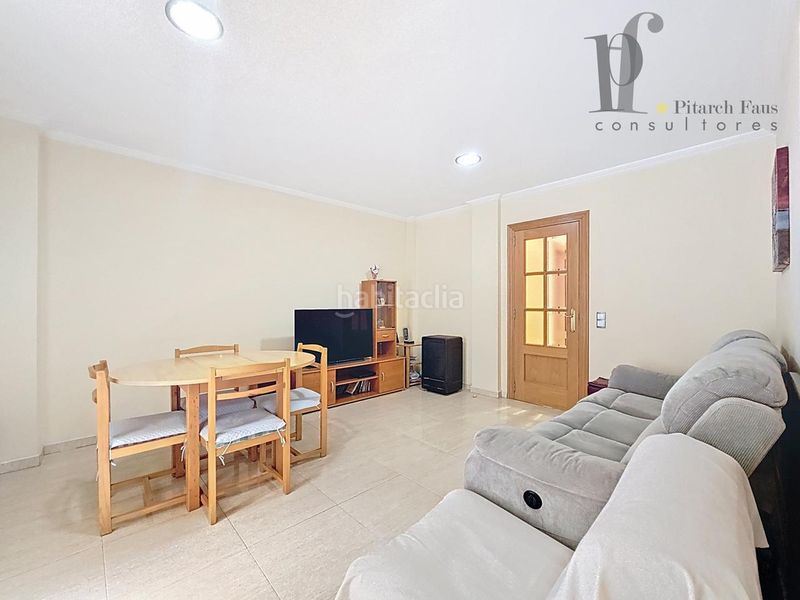 Foto b41a9e67-df3a-427d-b5cb-25423b3d67a9. Casa amb aparcament a Benissanó