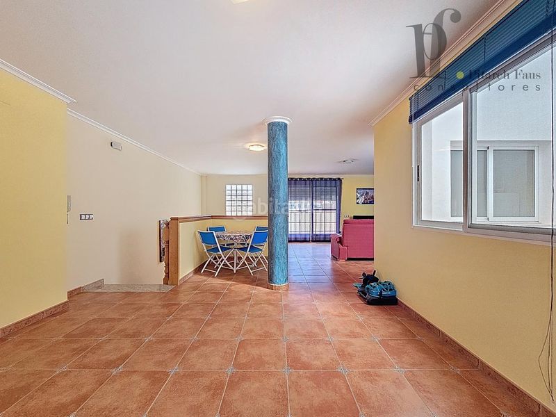 Foto ce3ec922-bcc0-4f65-9d4c-a9e3a8c12362. Casa amb aparcament a Benissanó