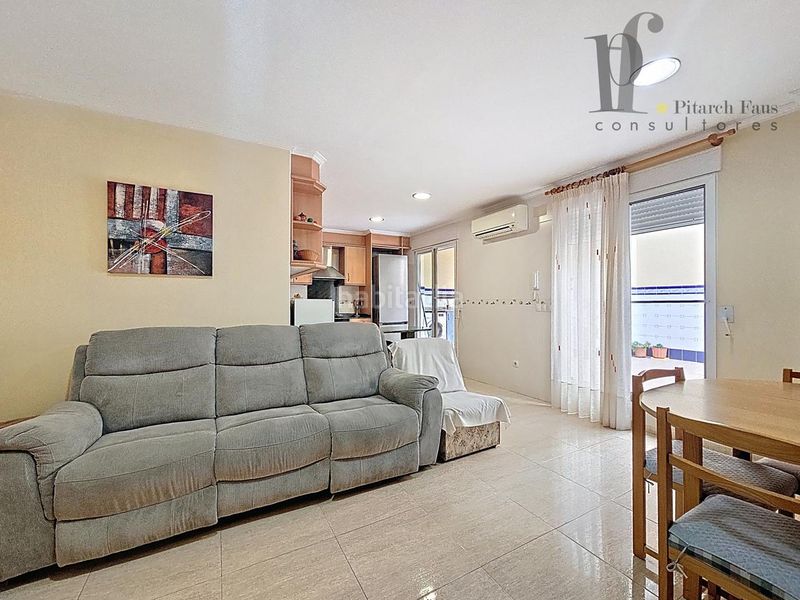 Foto fa73d8d2-d5de-453a-8d01-7138b82f4e3c. Casa amb aparcament a Benissanó