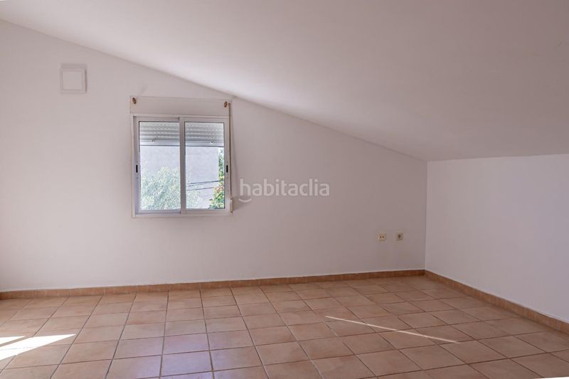 Foto c14260ff-4bec-43b6-ae75-48725cf691a0. Casa amb piscina a Camí de Paterna-Lloma del Calderer Bétera