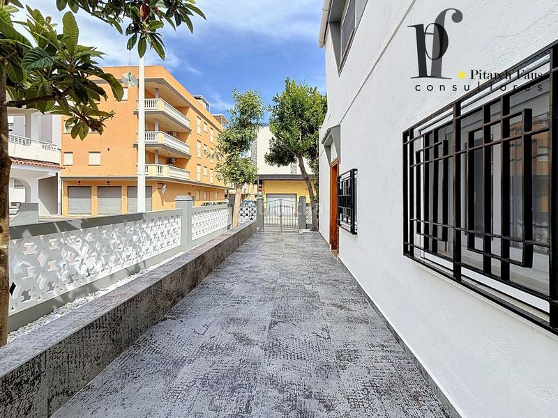 Foto e0a95675-4643-40fa-a7b0-a4c36b8ab903. Casa amb aparcament a Moncófar Playa Moncofa