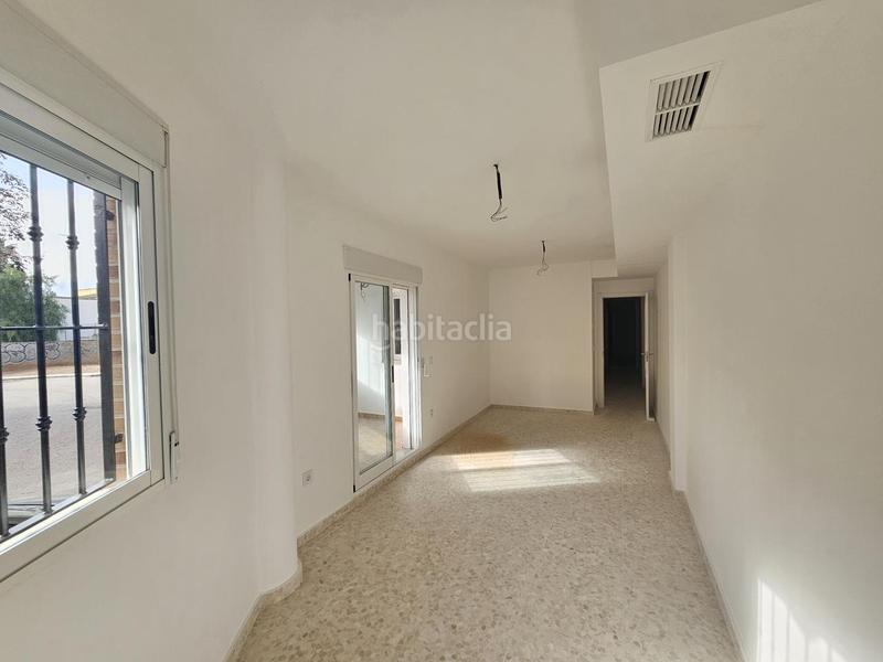 Foto bfa1c31d-5c04-46d5-93fd-c8aad2616362. Rez-de-chaussée dans Núcleo Urbano Pobla de Vallbona (la)