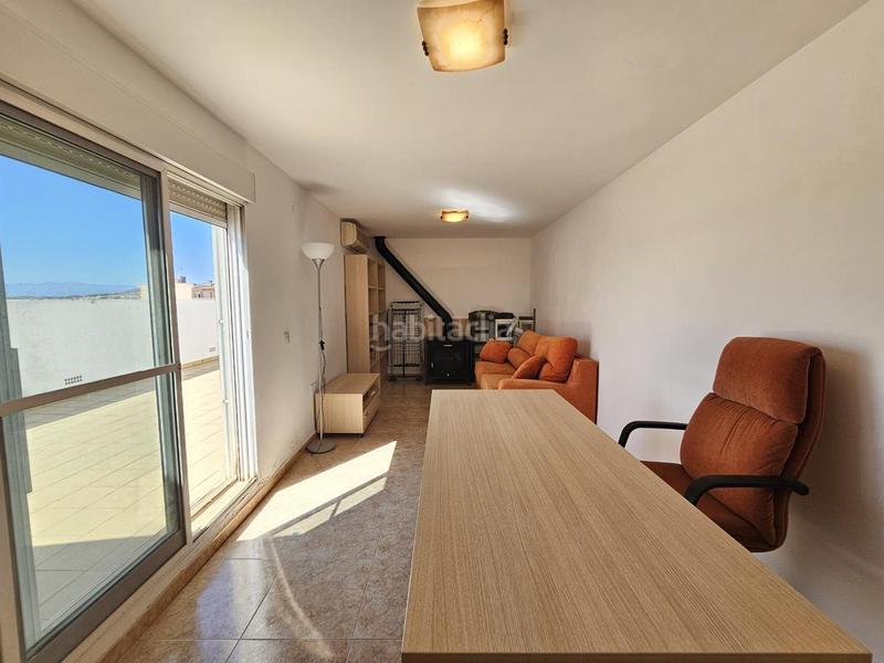 Foto e1c5eb89-def9-4e5b-a3dd-a09cf2cee899. Location attique avec chauffage parking dans Núcleo Urbano Pobla de Vallbona (la)