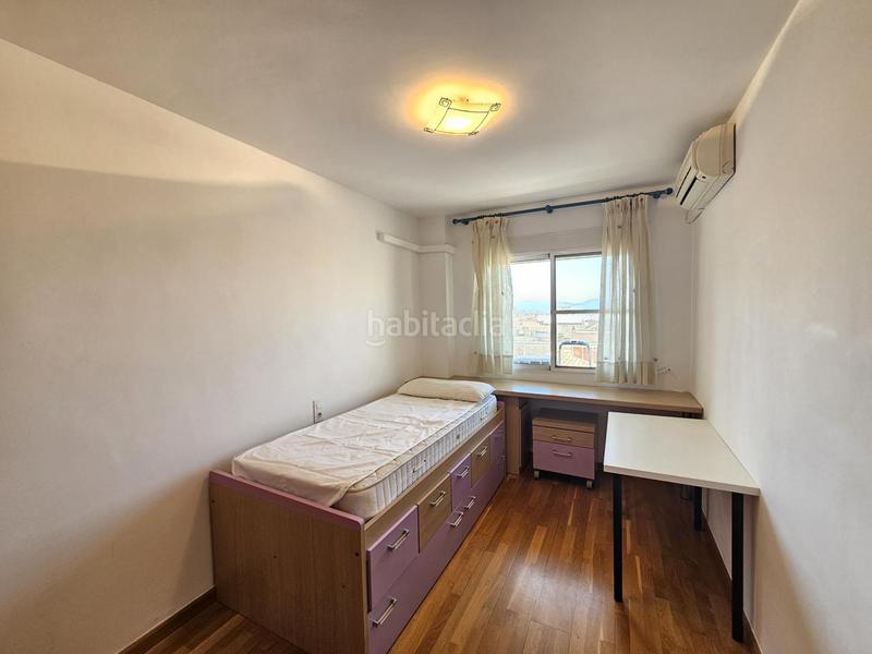 Foto 11bdda86-4307-49bd-a48c-6ca1aa27aa1a. Rent penthouse with heating parking in Núcleo Urbano Pobla de Vallbona (la)