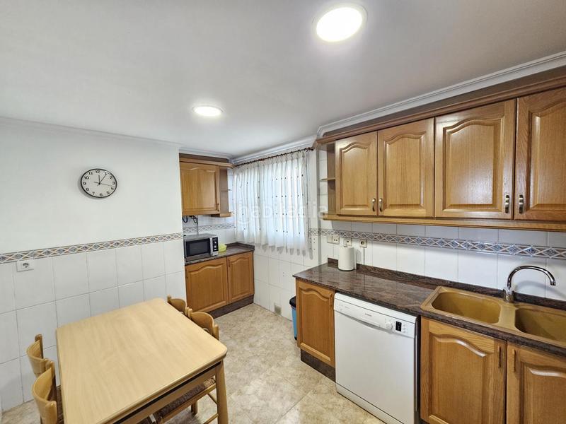 Foto 1f545e75-482d-4a78-8b40-53f9435b4136. Rent penthouse with heating parking in Núcleo Urbano Pobla de Vallbona (la)