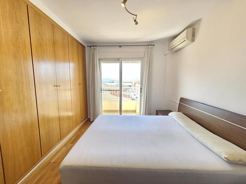 Foto 2c528ea7-a451-4f29-8db4-b7712287d6b8. Rent penthouse with heating parking in Núcleo Urbano Pobla de Vallbona (la)