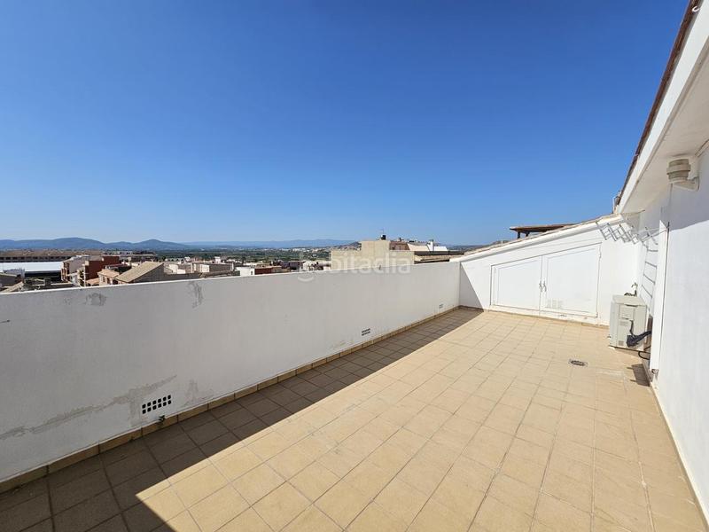 Foto 76cde13e-7ee8-4133-a227-b8725ddfbaf0. Rent penthouse with heating parking in Núcleo Urbano Pobla de Vallbona (la)