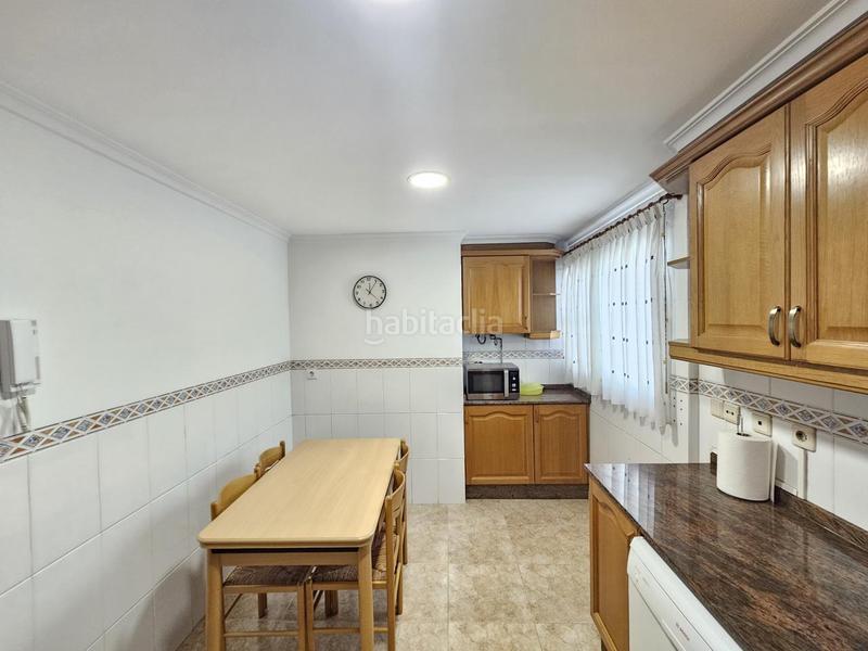 Foto a7158417-d9b6-4c2e-988e-842af1439509. Rent penthouse with heating parking in Núcleo Urbano Pobla de Vallbona (la)