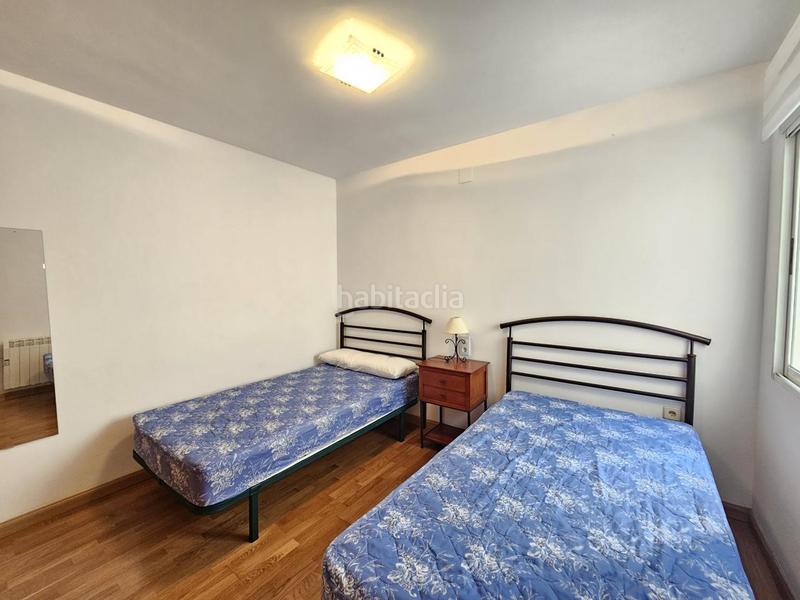 Foto bbe295d9-6569-45db-b05c-f800ad16f5e1. Rent penthouse with heating parking in Núcleo Urbano Pobla de Vallbona (la)