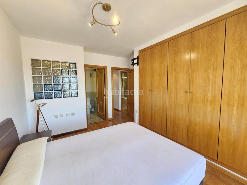 Foto e2e81c6a-a6f1-444f-83ea-73d84af493db. Rent penthouse with heating parking in Núcleo Urbano Pobla de Vallbona (la)