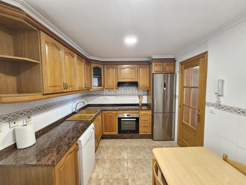 Foto feff6173-e178-4534-82e2-c222678fb5db. Rent penthouse with heating parking in Núcleo Urbano Pobla de Vallbona (la)