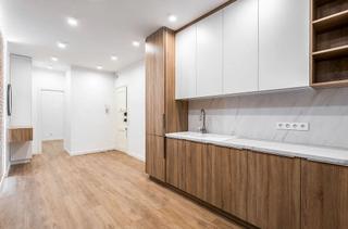 Miete Etagenwohnung  Avenida del gran capitán 34