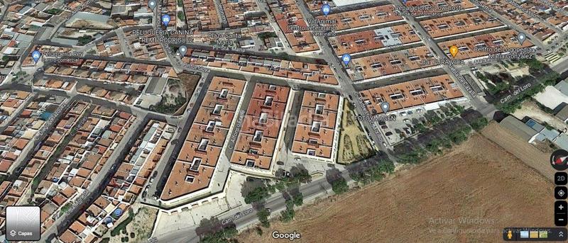 Foto e876d4c2-4cc3-4cf0-83c7-6fb4976d9fad. Bâtiment à usage industriel dans Marchena