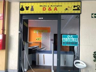 Lloguer Local Comercial  Acacias. Local comercial en alquiler en c.c. cubas plaza en cubas de la s