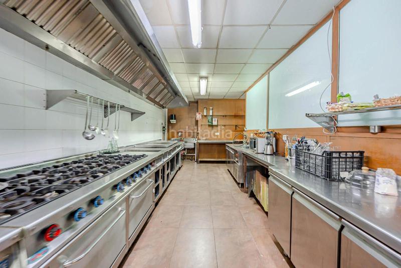 Foto b2cfe5f1-61ab-479a-9b93-c9712b628e8b. Industrial building with heating in Yuncos