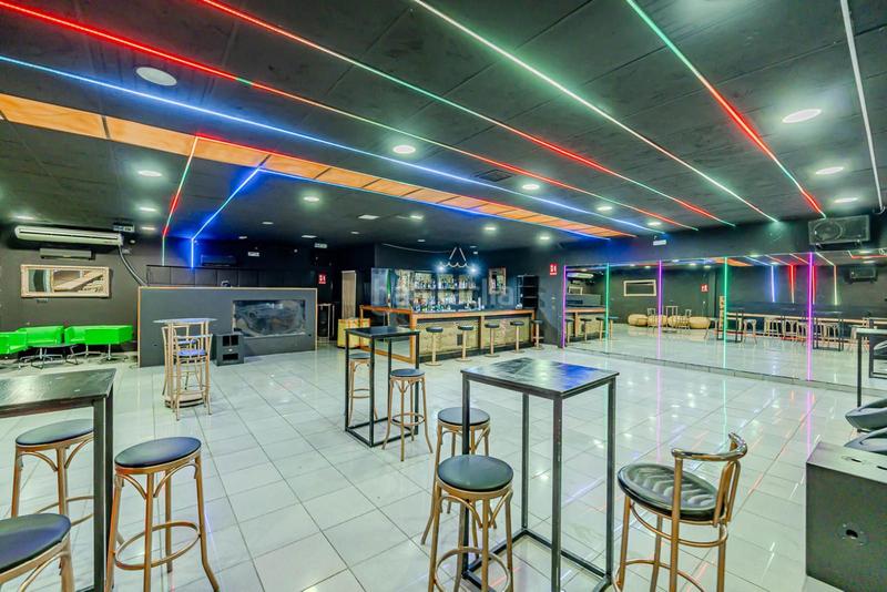 Foto c89d826e-fc33-4276-b138-d685b88590a2. Industrial building with heating in Yuncos