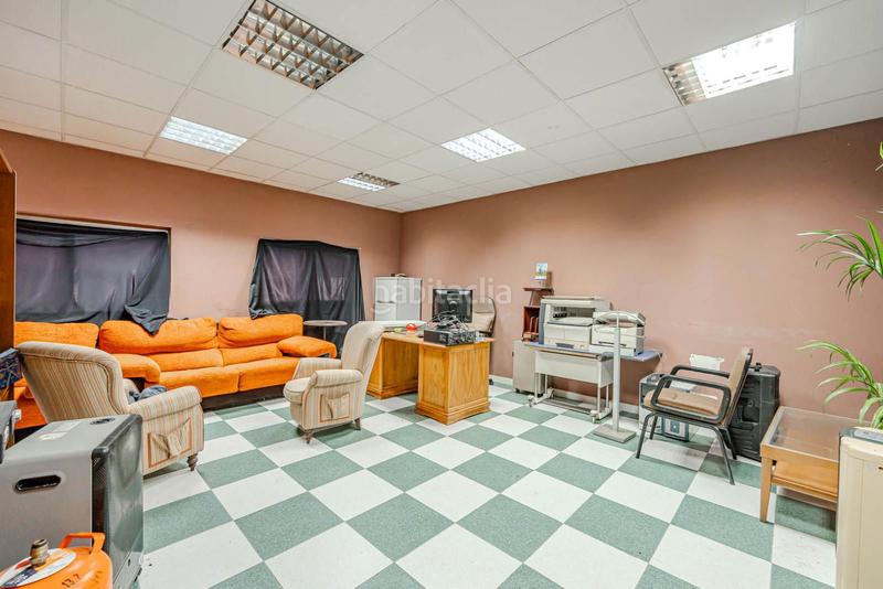 Foto ea337739-6fd6-4edb-962d-8ab4c0b1f75a. Industrial building with heating in Yuncos