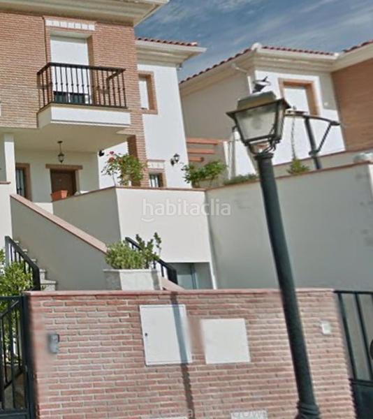 Foto b0350665-da3a-49d1-b4a1-97378d89e792. Casa amb aparcament a Población de Arroyo