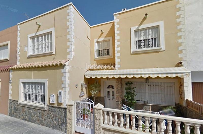 Foto 6fc4ac82-cb4d-4f25-869c-2541dbe6f36f. Maison jumelée dans Tabernas