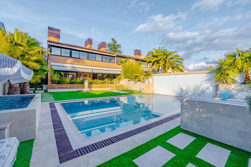 Foto 7641857c-1e8b-452d-81aa-66d670628011. Maison jumelée avec chauffage parking piscine dans Valdepastores-Las Encinas Boadilla del Monte