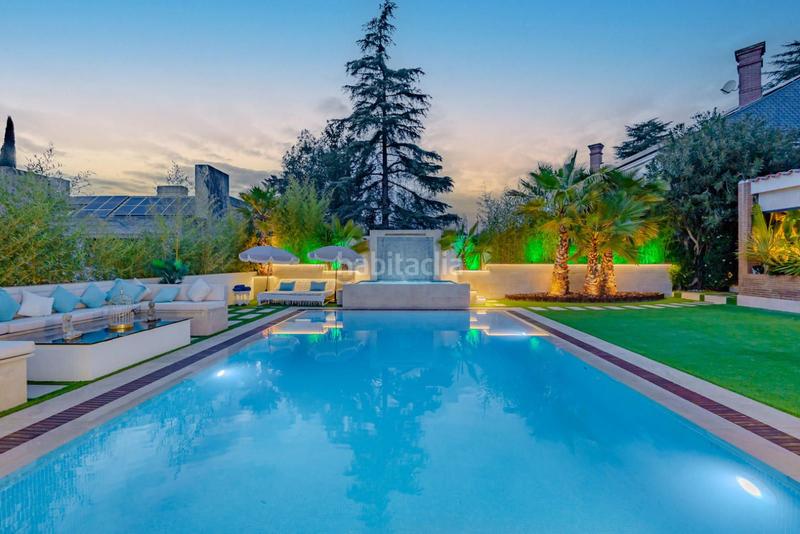 Foto 8e80a3fe-a78a-47b2-a327-be9c8dbe6b9e. Maison jumelée avec chauffage parking piscine dans Valdepastores-Las Encinas Boadilla del Monte