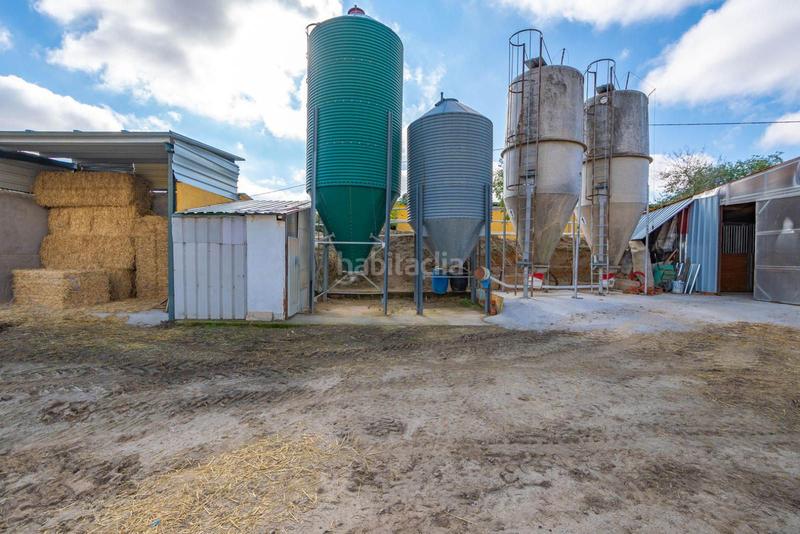 Foto 2a19e7f3-e42e-456c-a73c-aa81bbcd8b17. Terreno residenziale in Batres