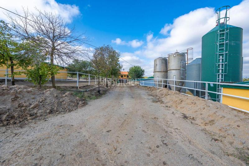 Foto 6e1f486b-e642-4938-9bc1-1f7fa70276e2. Terreno residenziale in Batres