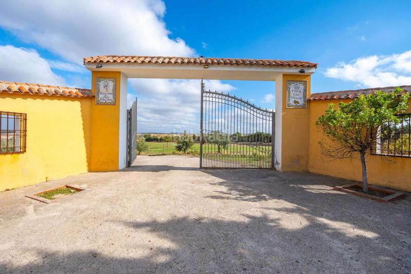 Foto 951fd5cf-d2f6-41f4-bae0-6c80855163ca. Terreno residenziale in Batres