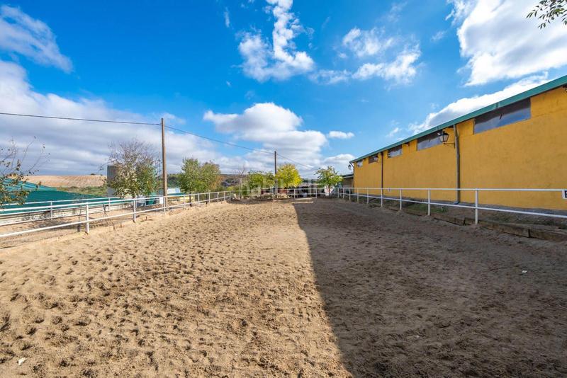 Foto c28ff9cb-47cc-4870-a80e-386475e0c718. Terreno residenziale in Batres