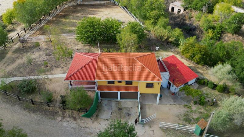 Foto cbc0d81d-0ff0-4bb8-a0d6-964a9d7fd801. Terreno residenziale in Batres