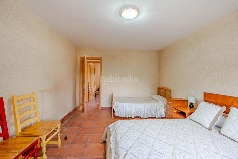Foto f486bbd5-6f05-45e3-8ca1-41e5ebd147ca. Terreno residenziale in Batres