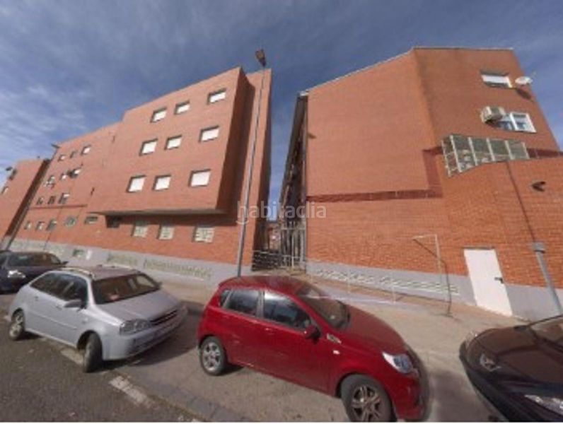 Foto 2081a720-be01-4990-9577-e93b60ab89d1. Pis amb aparcament a Población de Arroyo