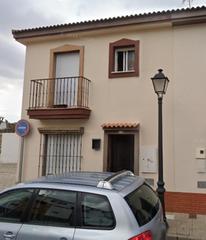 Doppelhaus  Extremadura. En palos de la frontera