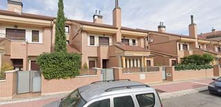 Casa adossada  Paramo de vivar. En valladolid
