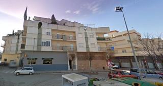 Parking coche  De los eriales. En maracena