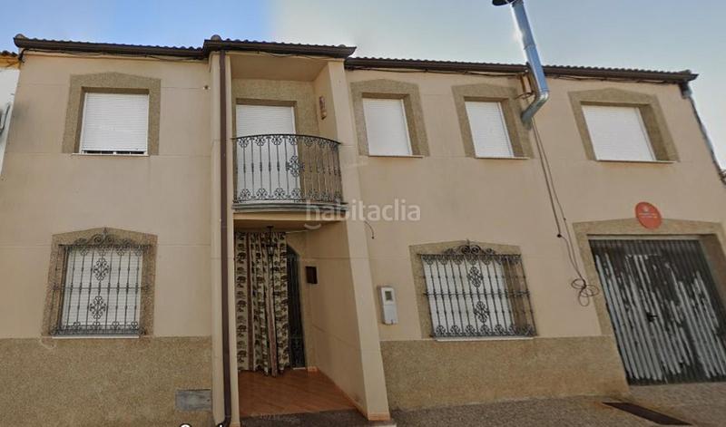 Foto 6f8292d7-608d-46ca-9b32-61e9db6fa805. Casa amb aparcament a Población de Arroyo