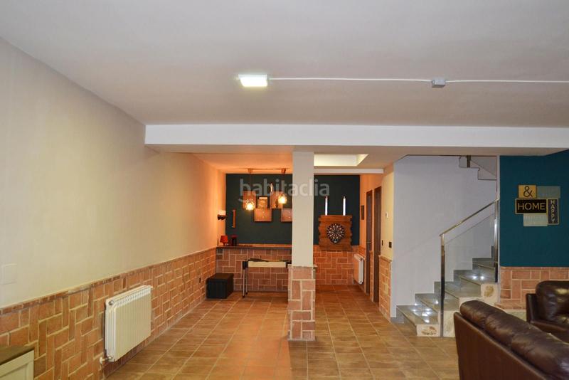 Foto 481236d9-de2d-4be0-b20d-3ea2a41db8ff. Reihenhaus mit parking pool in Torrejón de la Calzada