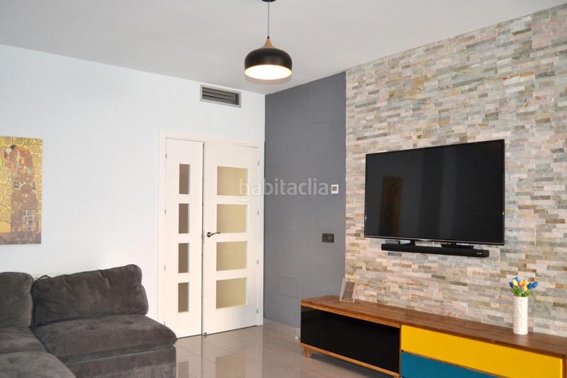 Foto 4e997ac5-208e-47c1-8a15-a0845893b411. Reihenhaus mit parking pool in Torrejón de la Calzada