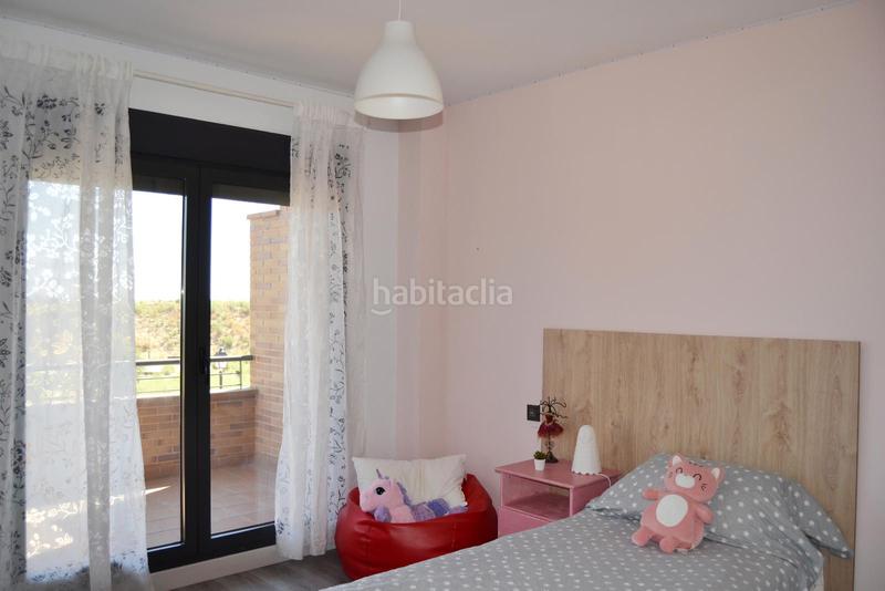 Foto 888d4fbc-f8b6-4077-ad54-6db3ff0f6dc5. Reihenhaus mit parking pool in Torrejón de la Calzada