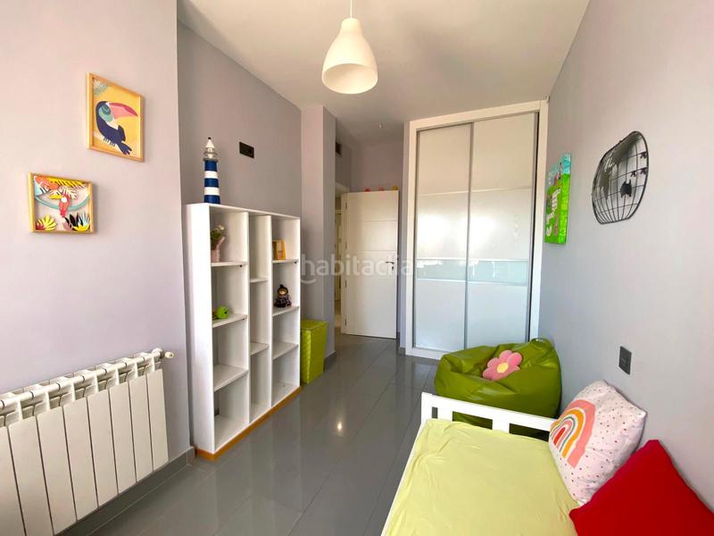 Foto 9e81de65-3e83-4666-a7bc-e16437e04597. Reihenhaus mit parking pool in Torrejón de la Calzada