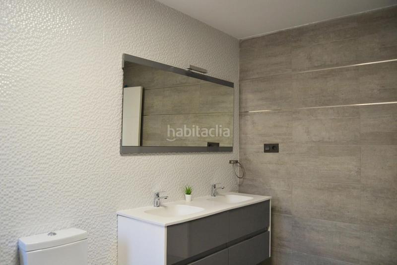 Foto ce173fbc-9ea7-44cf-b1e2-337c1cd4be73. Reihenhaus mit parking pool in Torrejón de la Calzada