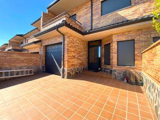 Casa adossada  Reyes visigodos. Adosado en venta en torrejn de la calzada