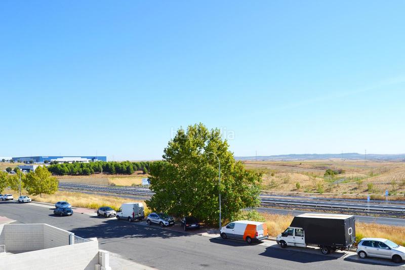 Foto cfef0bf3-ebfc-46f3-9b60-7fcd691a31d1. Fabrikhalle mit heizung in La Dehesa de Moratalaz Illescas